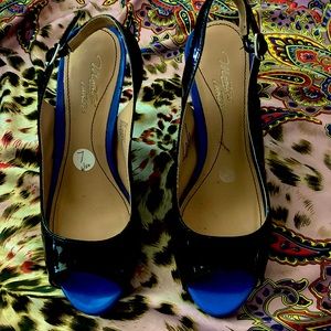 MOOTSIE TOOTSIE PUMPS